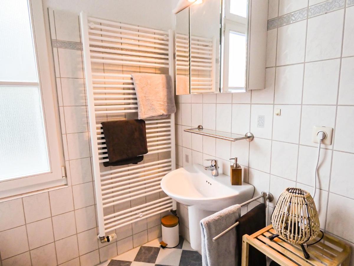 #111 - Lux-Flat Lennep - Altstadt - Netflix & Amazon Prime - Felswand Remscheid Exteriér fotografie
