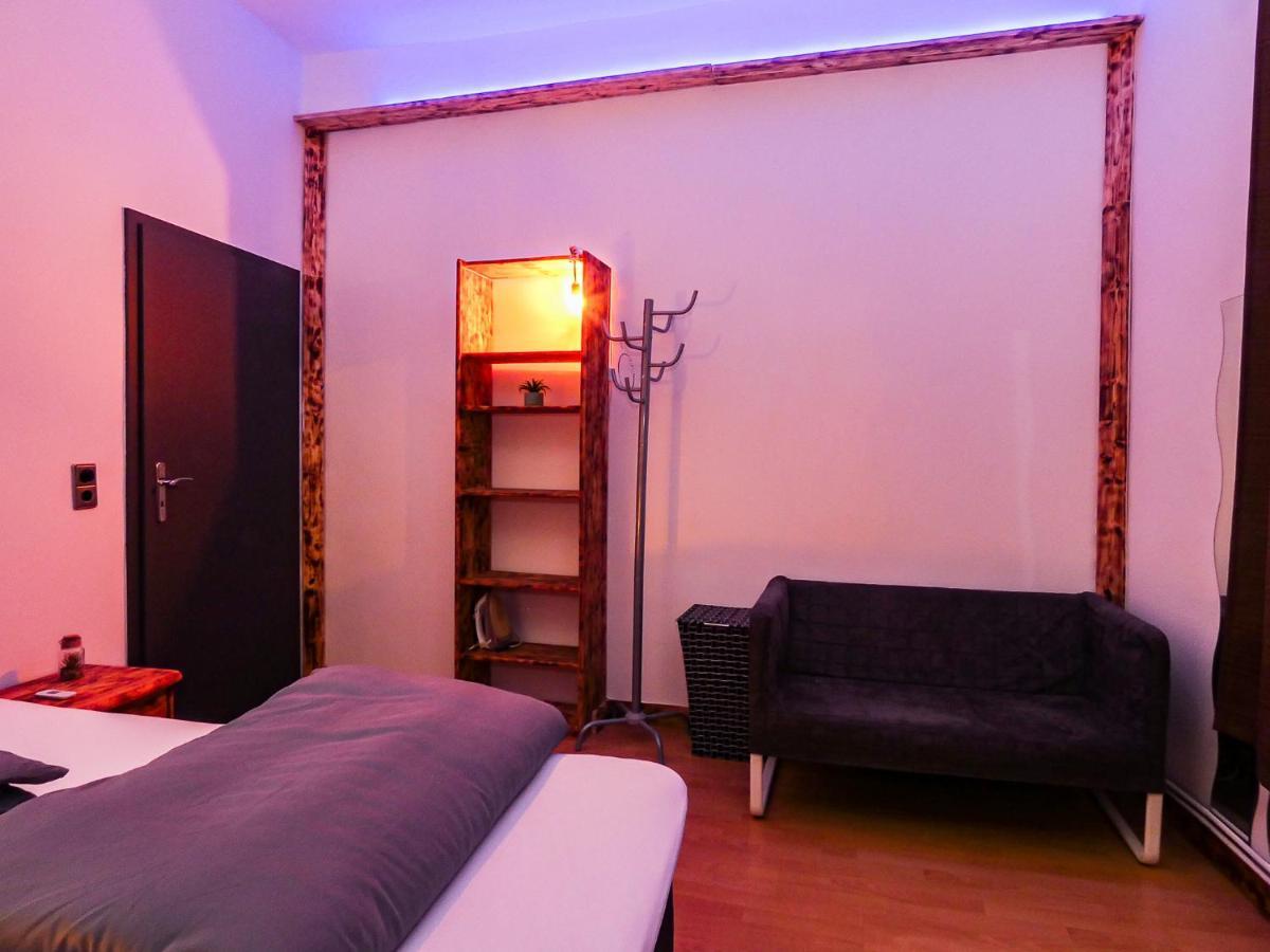 #111 - Lux-Flat Lennep - Altstadt - Netflix & Amazon Prime - Felswand Remscheid Exteriér fotografie